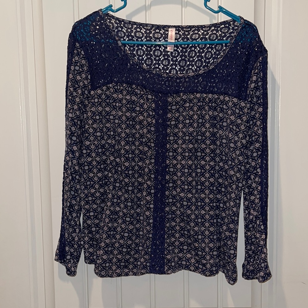 Xhilaration 3/4 sleeve cropped top size XXL